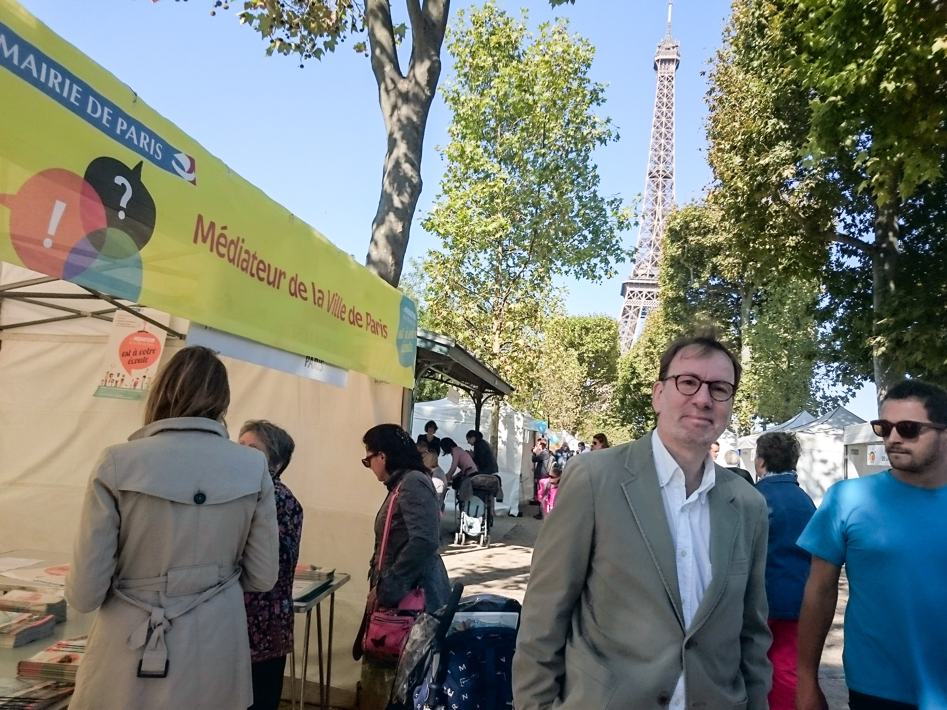 Eric Ferrand, Médiateur de la Ville de Paris, était présent sur un stand du « Famillathlon » le 27 septembre à Paris